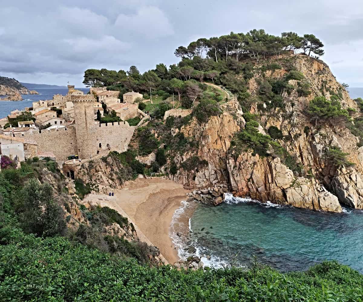 Discover the attractive Costa Brava