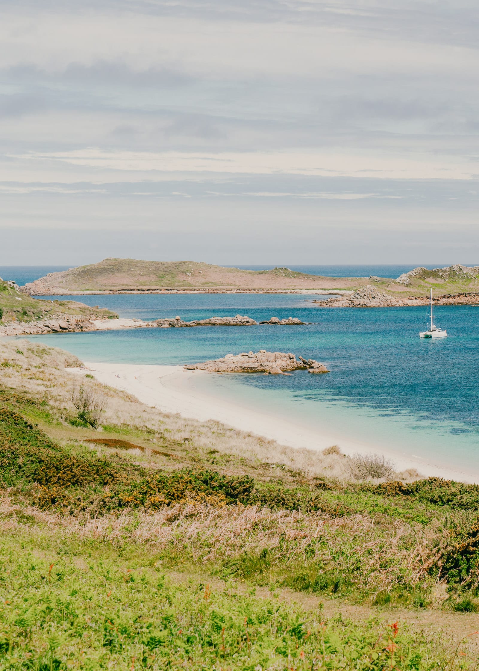 10 Gorgeous UK Areas That Really feel Like Overseas (and the right way to get there) – Hand Baggage Solely