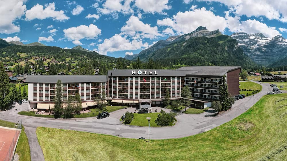 The Glacier Lodge | Uncover Alpine Luxurious in Switzerland