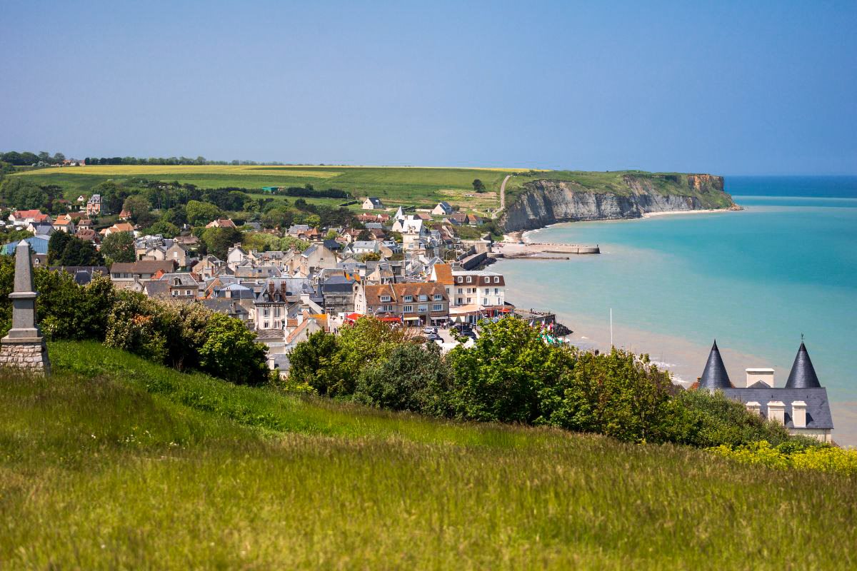 Normandy Cliffs & WWII Historical past Street Journey Itinerary